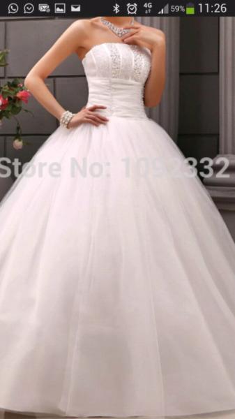 Beautiful designer wedding dresses for hire from only R800