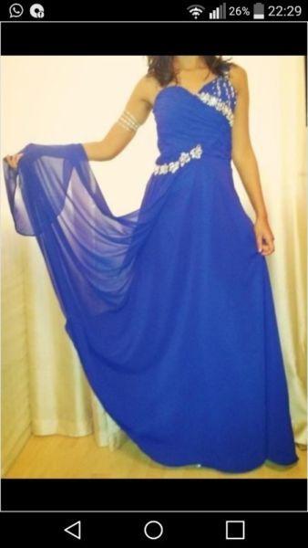 Royal blue matric ball dress (R700)