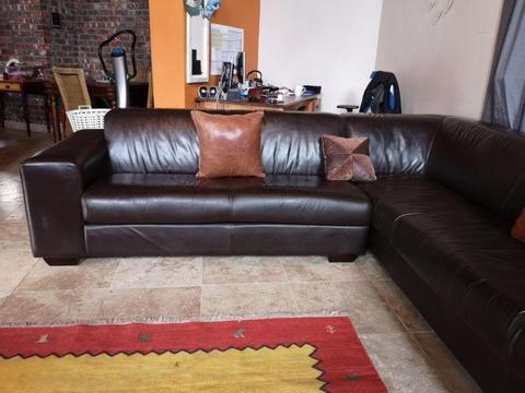 Coricraft Leather Couch Corner Slouch 2.9 by 2.8 Daybed AVAILABLE in Panorama Cape Town
