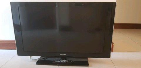 40 inch Samsung Lcd Tv - Full Hd - Usb - Remote - Spotless - Bargain !!!!!