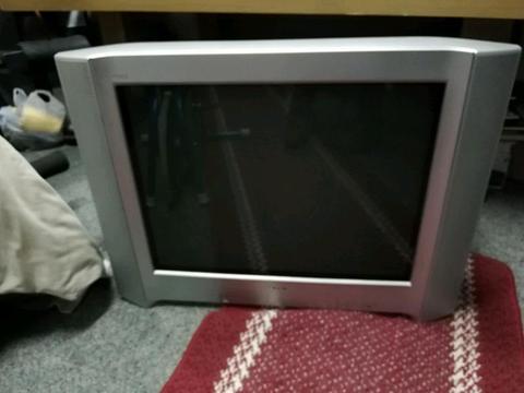 74cm Sony wega trinitron TV