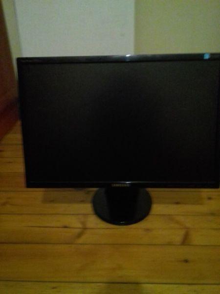 MONITOR SAMSUNG 21.5 INCH