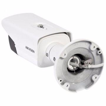 Hikvision 4-MP EXIR Long Rang Network Bullet Camera. Lens: 6mm or 12mm. DS-2CD2T42WD-I8