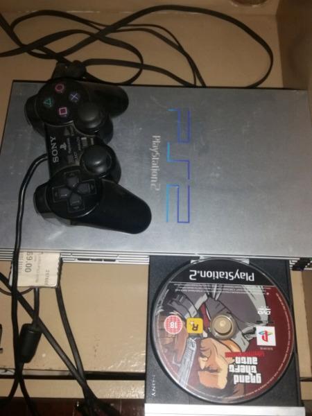 Playstation2 plus controller and 5 games