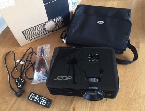 Acer x118H projector