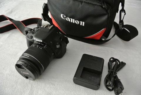 Canon EOS 100D Touch Screen DSLR 18-55 Lens Mint Condition