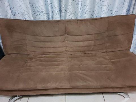 3 seater sleeper couch