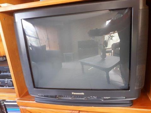 Panasonic FX-74 TV 74cm with remote