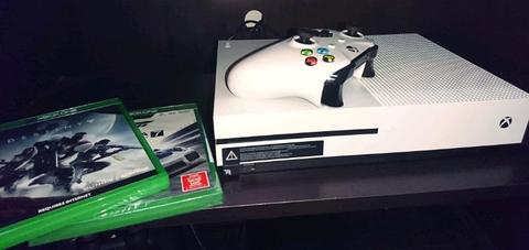 Xbox One S 1TB with Forza 7 and Destiny 2