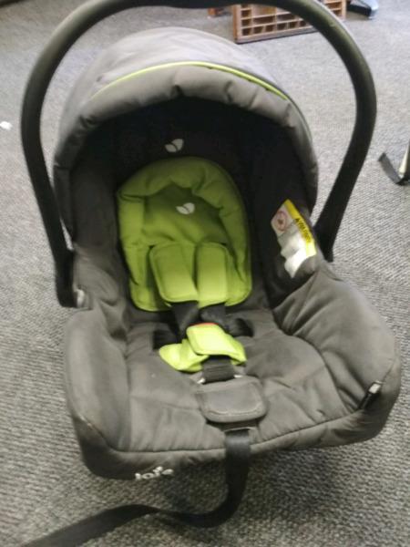 Joie Grey And Green Baby Carrier fairly used in a very good condition