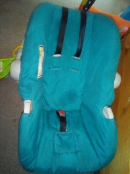 Bounce baby car seat