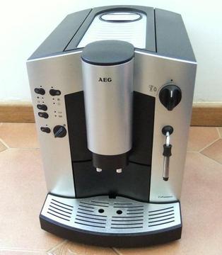 AEG CaFamosa CF100 COFFEE MACHINE Fully Automatic