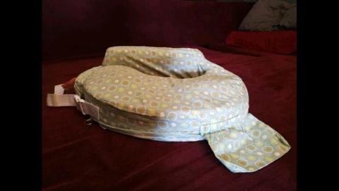 Breastfeeding pillow for sale