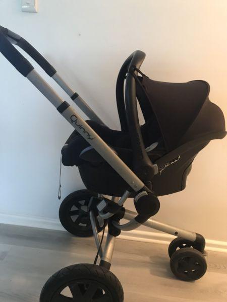 Quinny/maxi cosi pram system