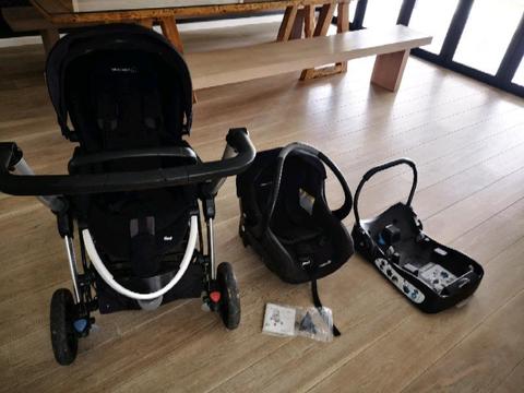 Bebeconfort pram and infant car seat. Full set from Emporium kids