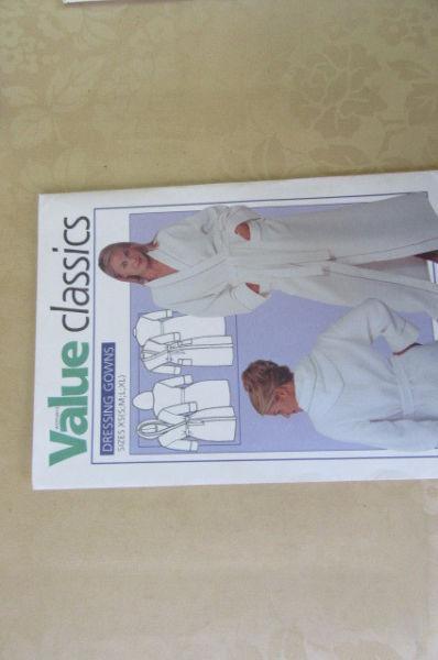 VALUE CLASSICS - DRESSING GOWNS - AS PER SCAN