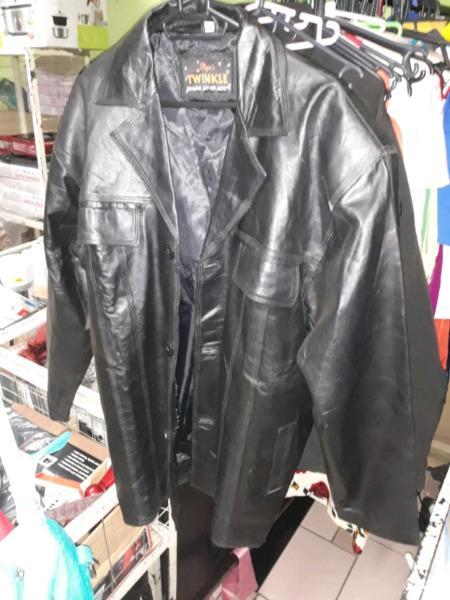Mens leather jacket R400