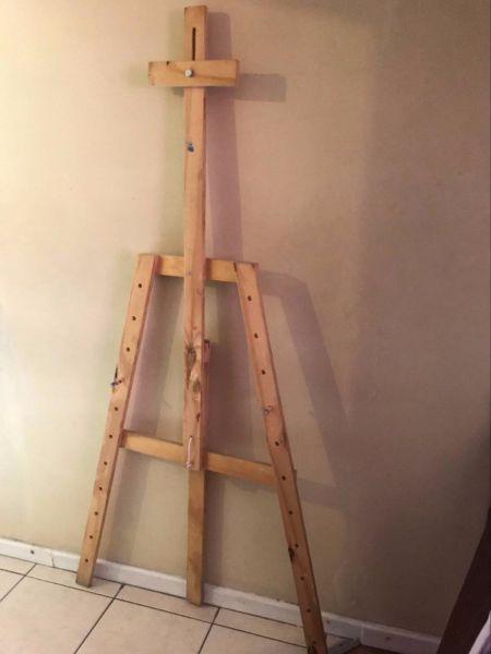Oil painting easel