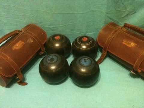 R70.00 … 2 + 2 Hensilite Lawn Bowls & Bags. Size: 4 .. 4 & 15/16