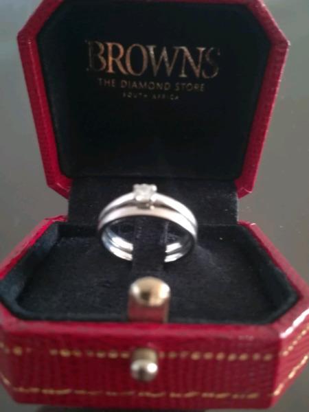Browns 9ct white gold wedding rings