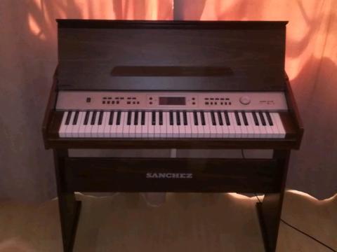 ARK-818 Electronic Keyboard for sale