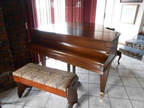 Sommerfeld Baby Grand Piano