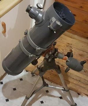 Telescope Celestron Astromaster 130eq