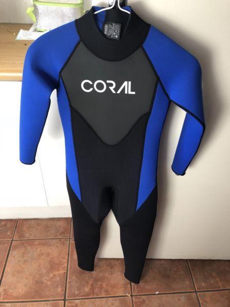 Boys Wetsuit Almost Brand New