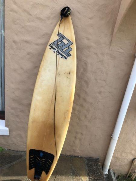 Blue Hawii Surfboard bought for 1000 would like to get 800 but price negotiable