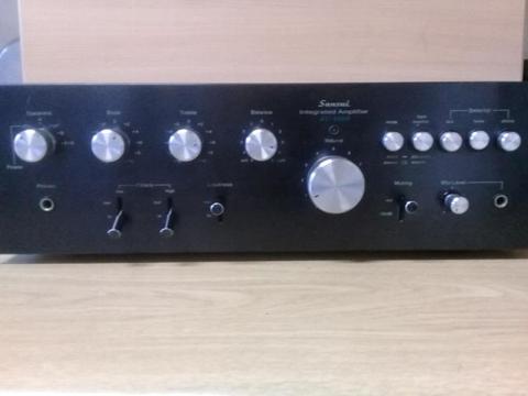 Amplifier integrated stereo amplifier Sansui au 4900