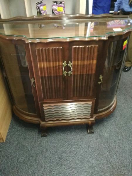Display Mahogany Claw Cabinet fairly used still in a good condition