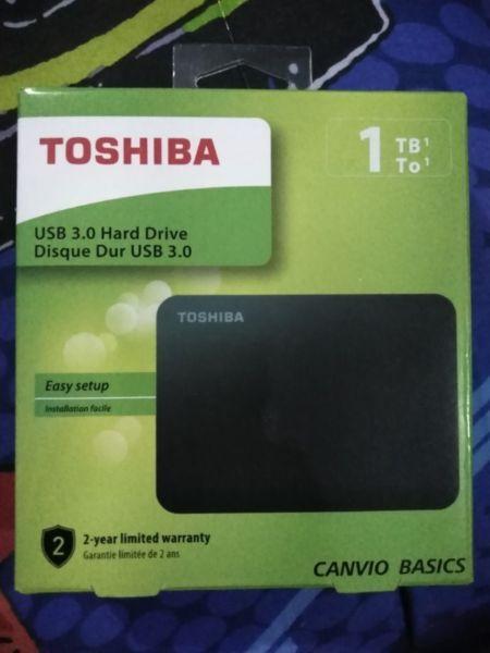 Toshiba 1GB External Hard Drive