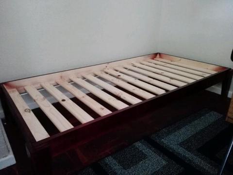 new single pine bed