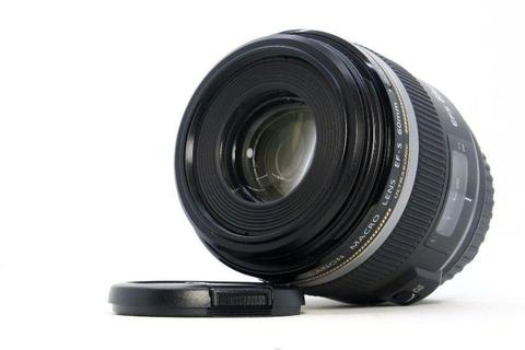 Canon EF-S 60mm F/2.8 USM Macro Lens