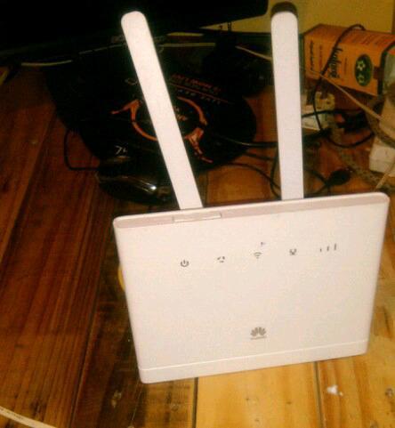 Huawel router for sale