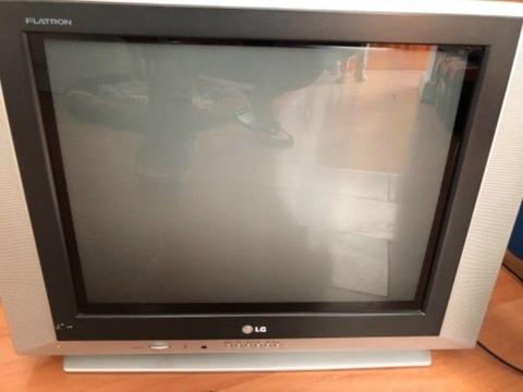 LG 42cm tv