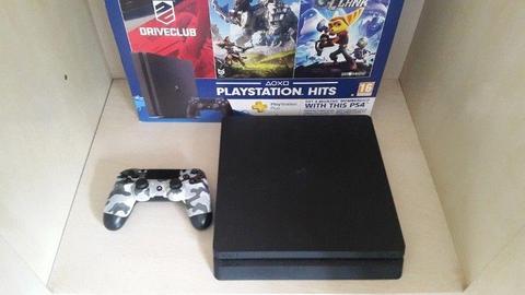 PS4 500gb Slim, 1 Game, 1 Controller