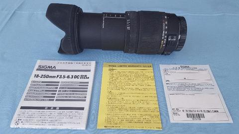 SIGMA 18-250mm lens - Canon mount