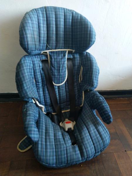 Car booster chair