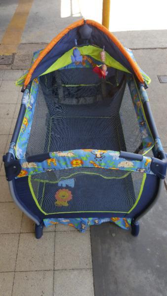 little one baby cot mint cindition