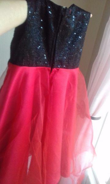 Beautiful 5-6yr Dress For Sale