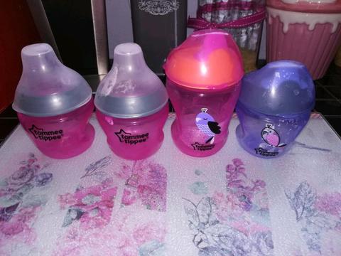 4 tommee tippee sippy cups