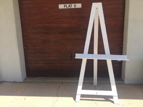 Easel / painting stand