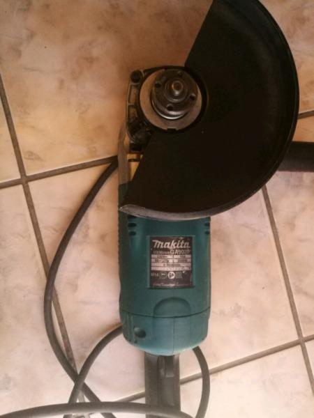 Makita skill saw and Grinder for sale