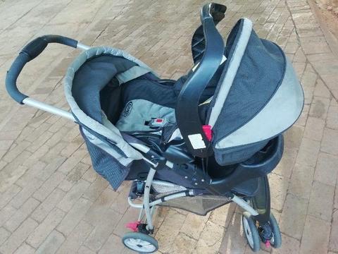 Pram & Baby Seats to Sell Urgently