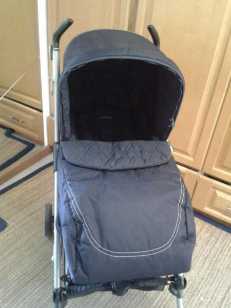 PEG PEREGO REVERSIABLE STROLLER