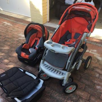 2nd hand baby pram (Graco brand)