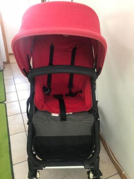 Bugaboo Cameleon Stroller with carseat adapters, raincover and travel bag