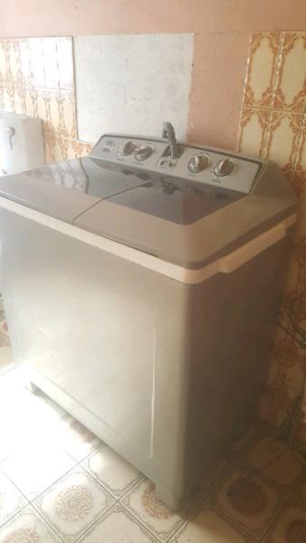 13KG DEFY TWINTUB TOP LOADER WASHING MACHINE IN PERFECT WORKING FOR CHEAP QUICK SALE