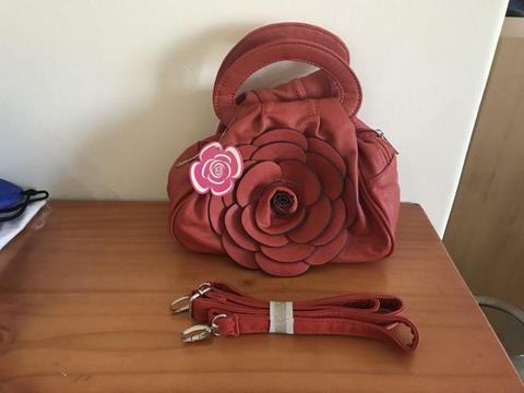 Red flower motive handbag